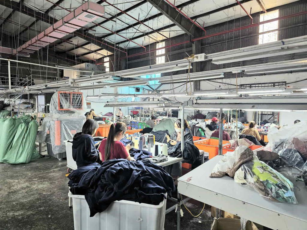 Xưởng dệt áo len cộc tay