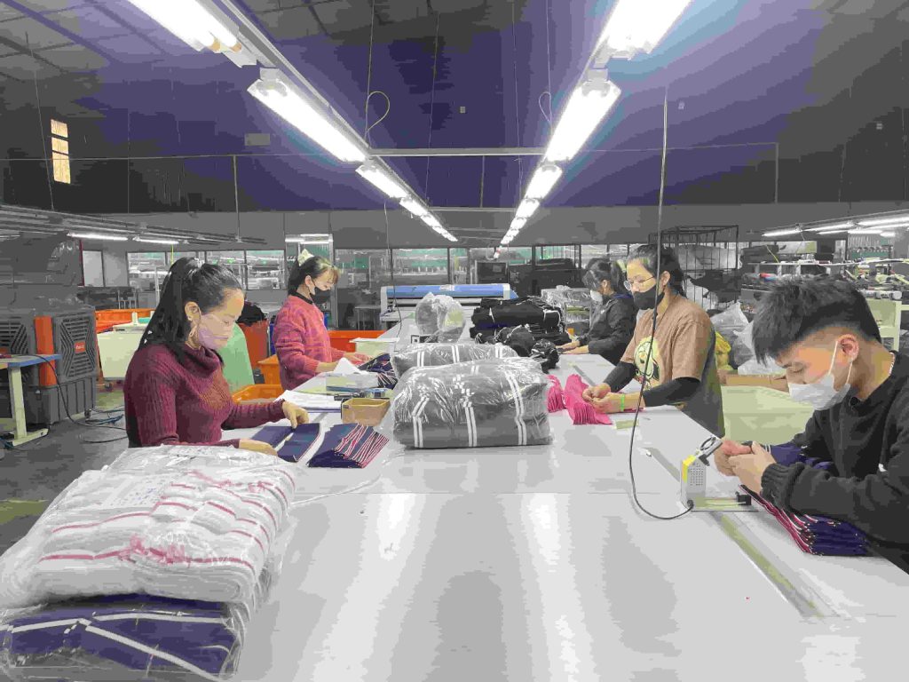 Xưởng dệt áo len trẻ em theo yêu cầu