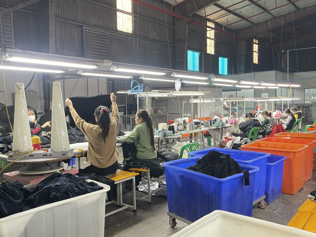 xưởng dệt áo len giá rẻ nhất miền Bắc