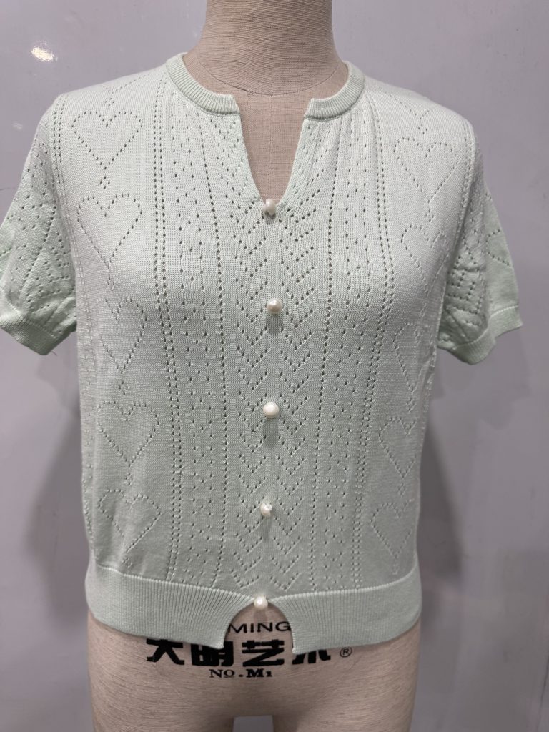 xưởng sản xuất áo len cộc tay