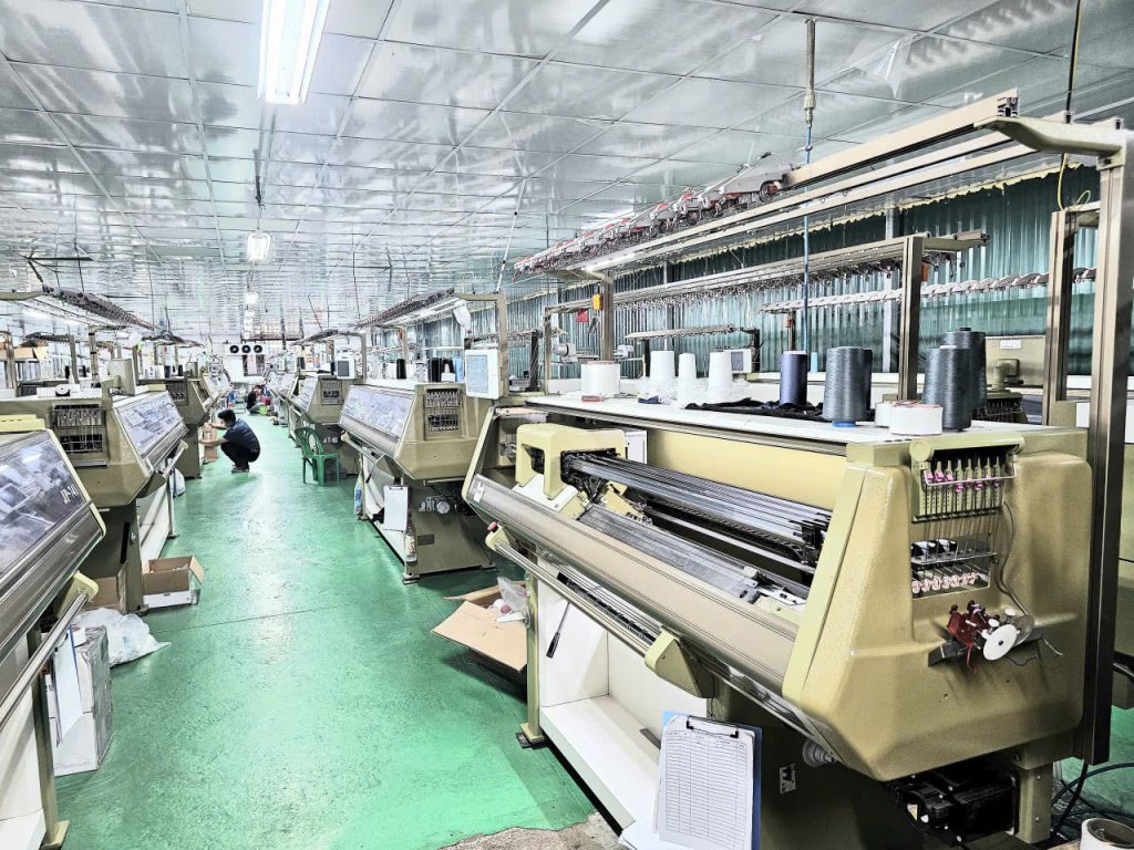 xưởng dệt áo len có hóa đơn